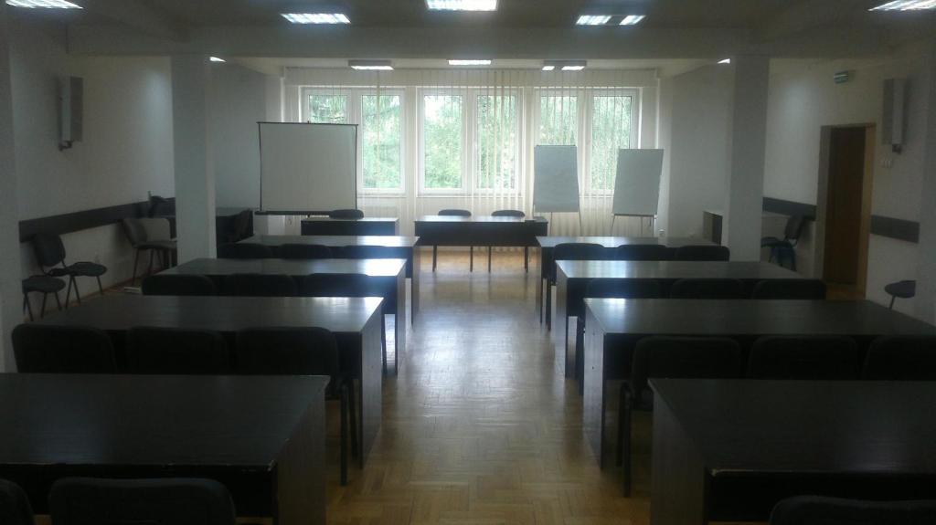 Hôtel Irss Osrodek Szkoleniowy à Białobrzegi Extérieur photo
