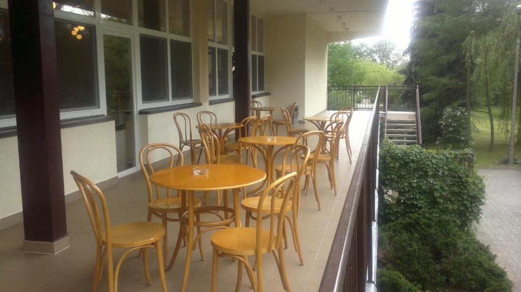 Hôtel Irss Osrodek Szkoleniowy à Białobrzegi Extérieur photo