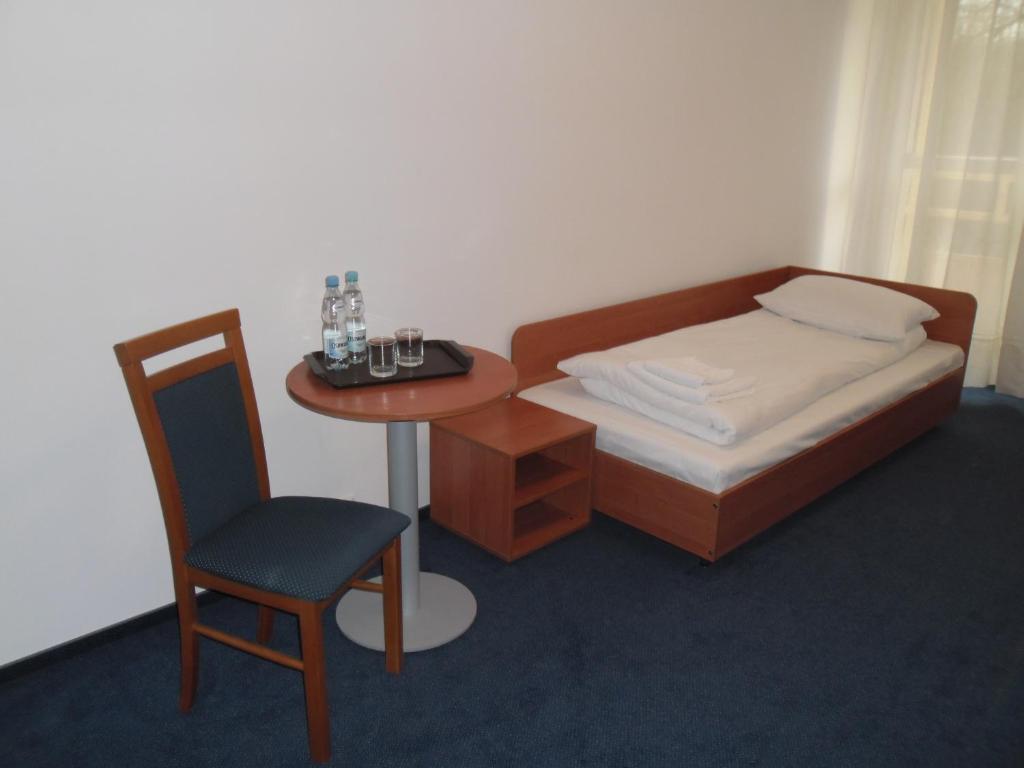 Hôtel Irss Osrodek Szkoleniowy à Białobrzegi Extérieur photo